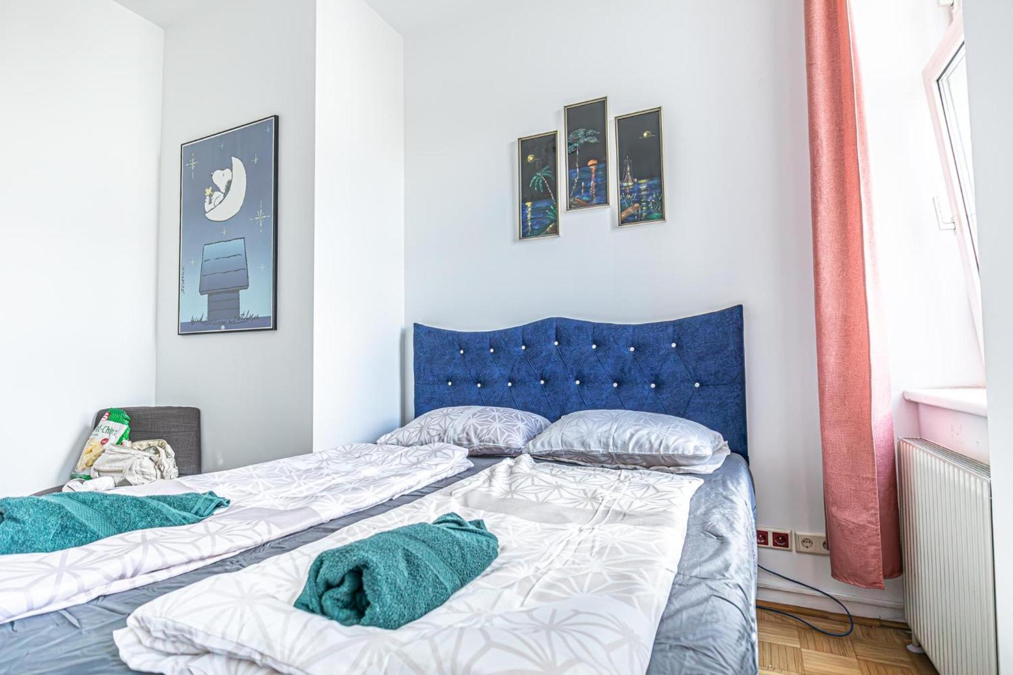 Near Schoenbrunn - Economy Rooms In Shared Apartment At Meidling Train Station Wien Eksteriør billede